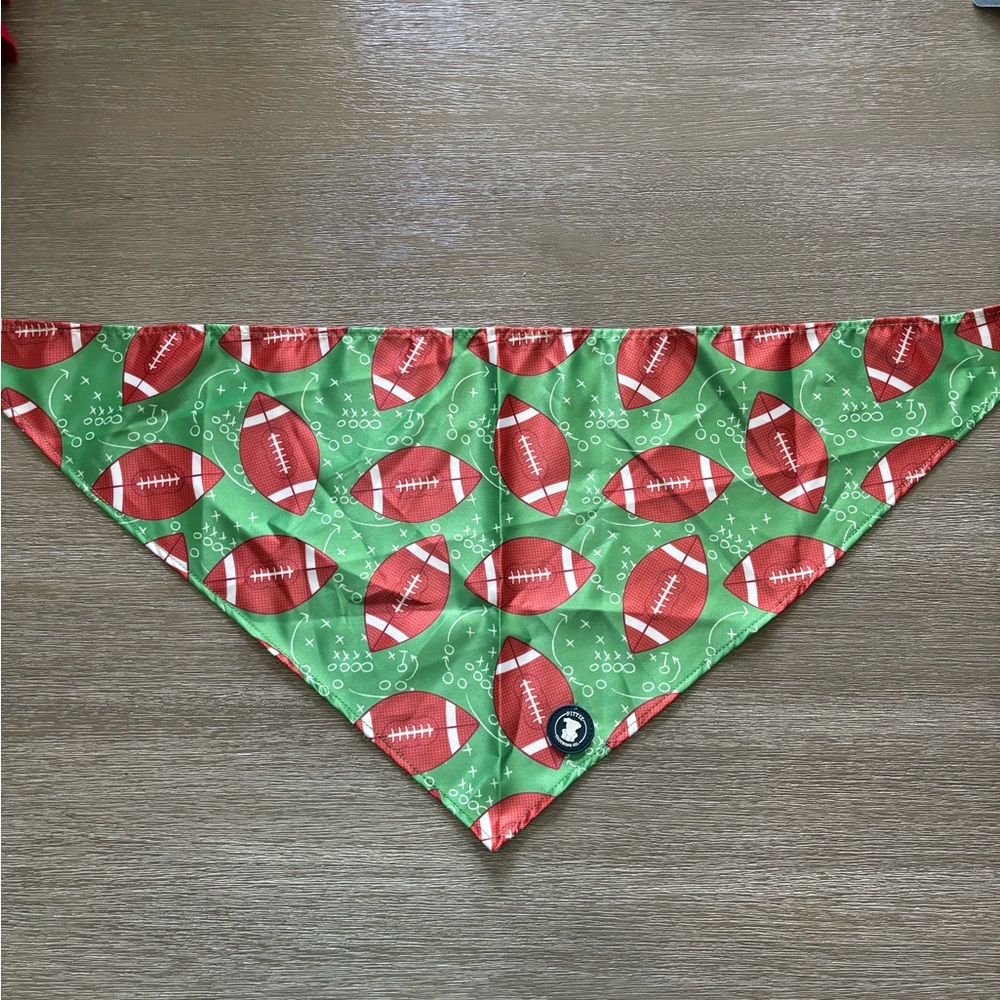 Football bandana for pets, pittie clothing company, new without tags